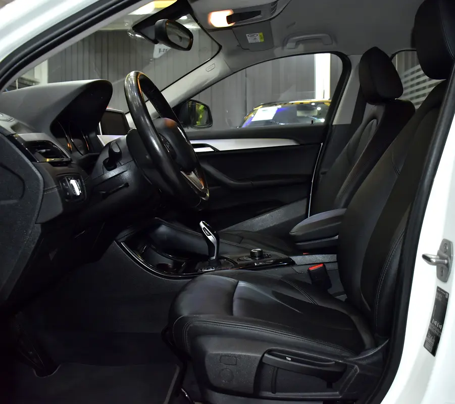 AED 892 EMi at 0% DP | BMW X2 sDrive20i ( 2020 Model ) in White Color GCC Specs - Image 10