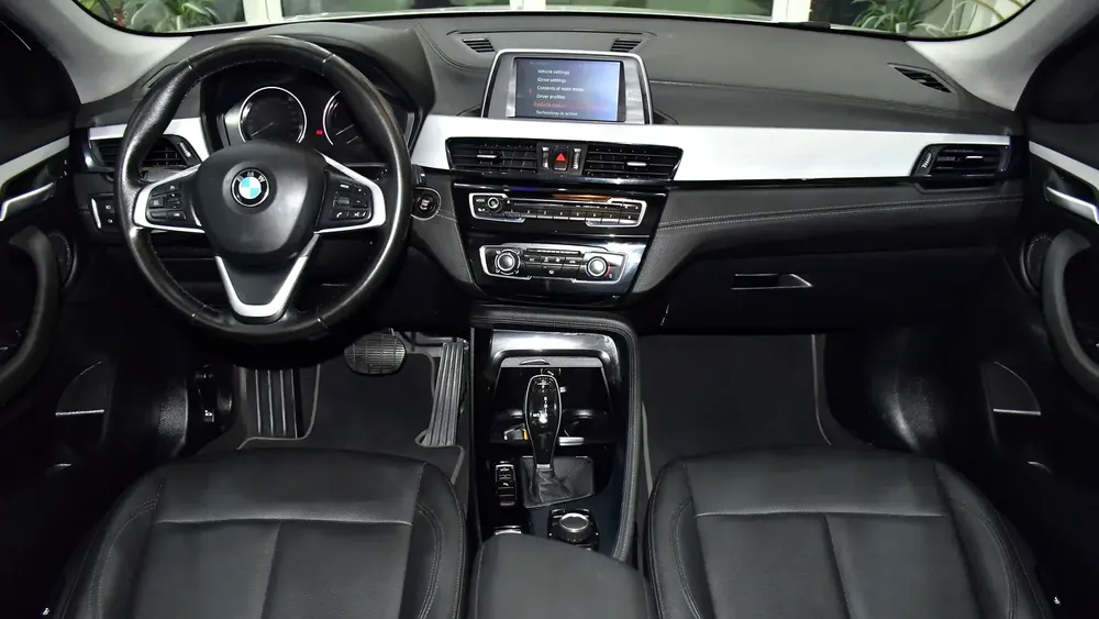 AED 892 EMi at 0% DP | BMW X2 sDrive20i ( 2020 Model ) in White Color GCC Specs - Image 11