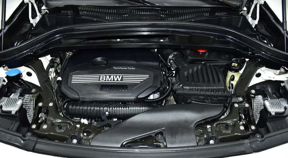 AED 892 EMi at 0% DP | BMW X2 sDrive20i ( 2020 Model ) in White Color GCC Specs - Image 17