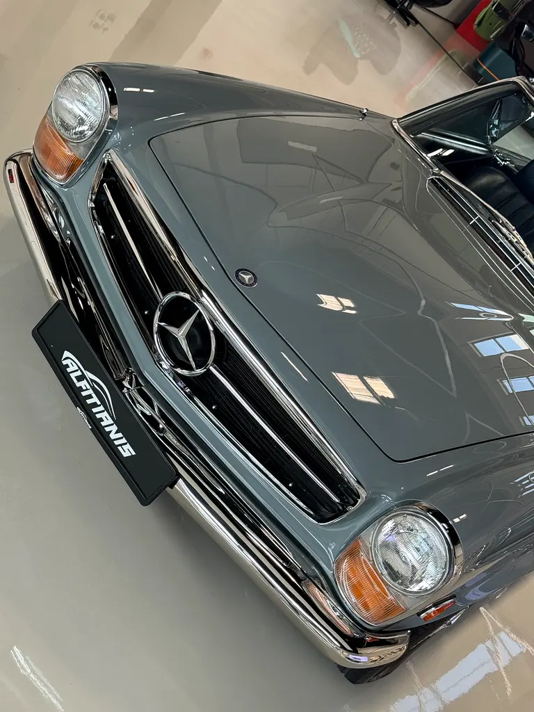 1971 Mercedes-Benz SL-Class SL 280 - Classic Roadster Fully Restored - Image 4