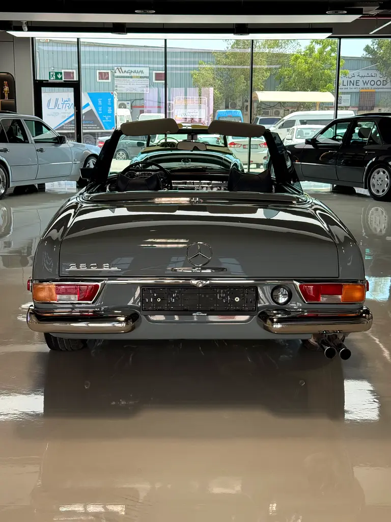 1971 Mercedes-Benz SL-Class SL 280 - Classic Roadster Fully Restored - Image 6