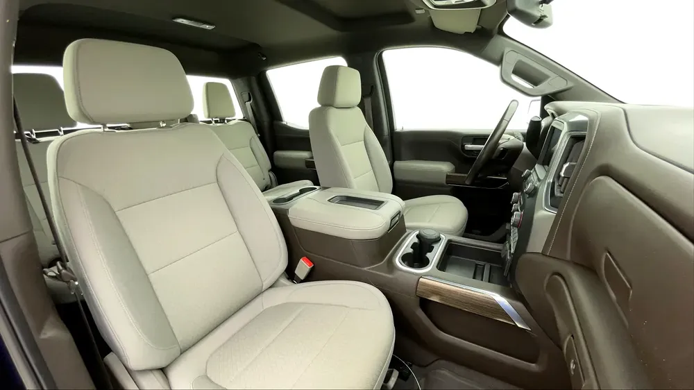 AED 1,681/m | 0 DP | Free 1 Year Warranty | Service History | CHEVROLET SILVERADO 1500 2021 - Image 6