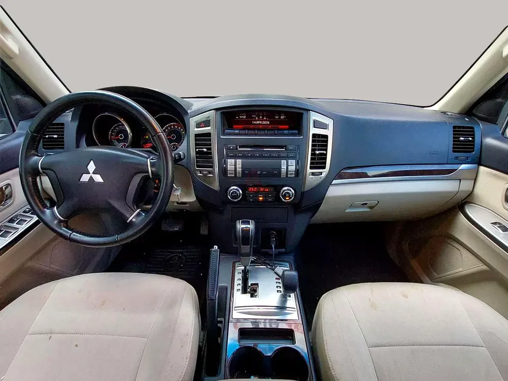 AED 2262/month | 2015 Mitsubishi Pajero  | GCC Specs | Ref#450670 - Image 10