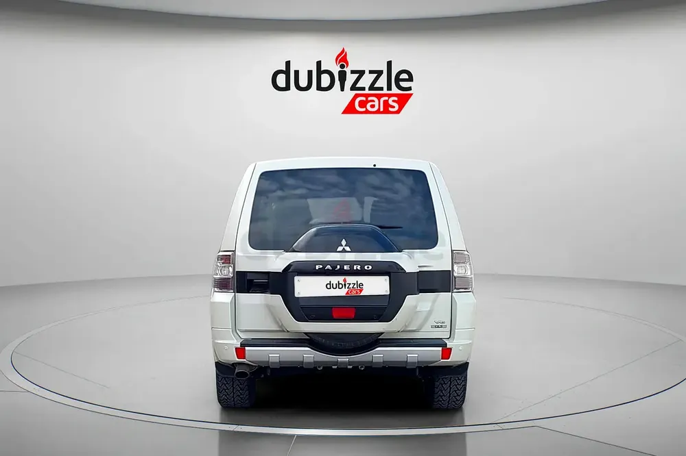 AED 2262/month | 2015 Mitsubishi Pajero  | GCC Specs | Ref#450670 - Image 7