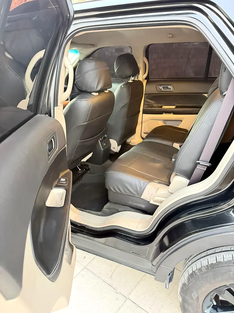 Ford Explorer XL 2014 GCC Specs - Well Maintained SUV - Image 13