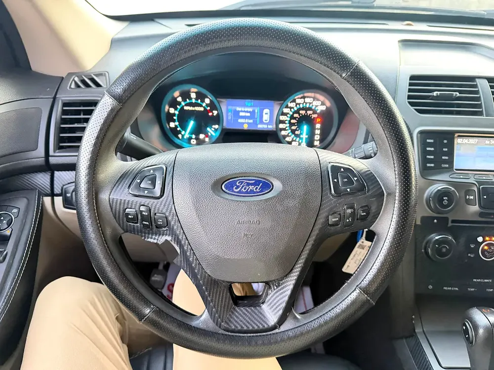 Ford Explorer XL 2014 GCC Specs - Well Maintained SUV - Image 18