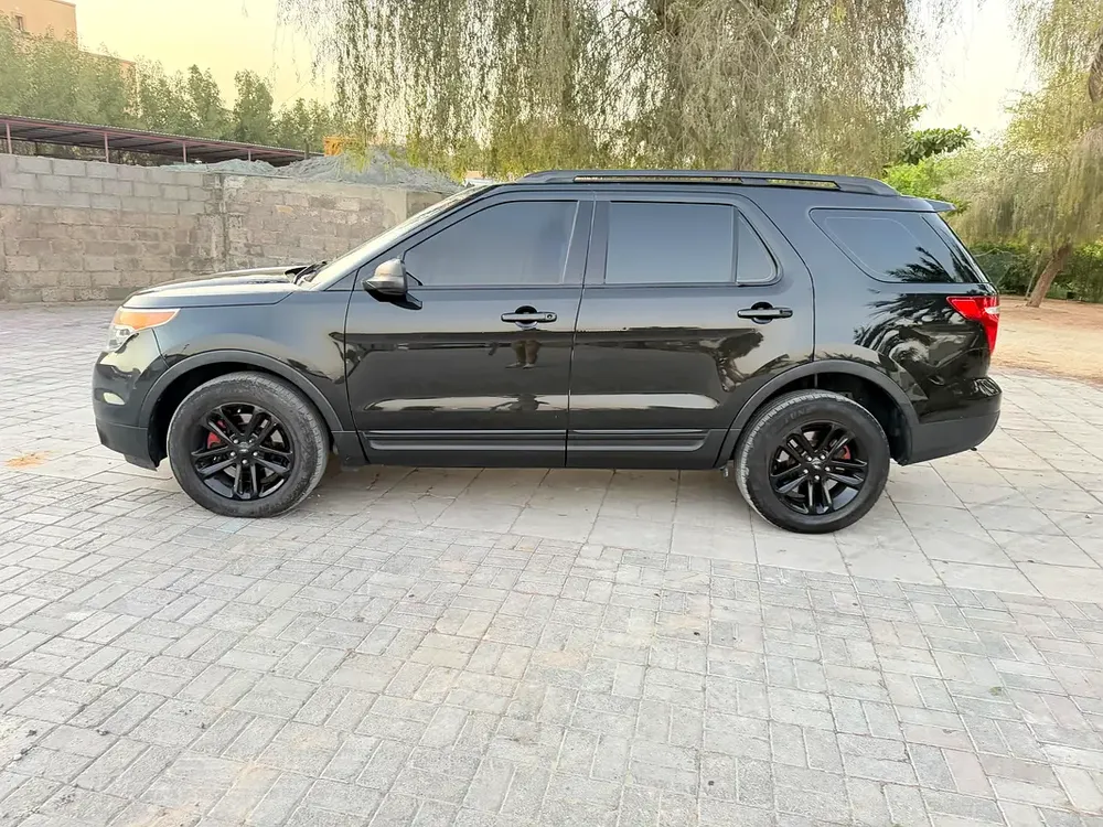 Ford Explorer XL 2014 GCC Specs - Well Maintained SUV - Image 5