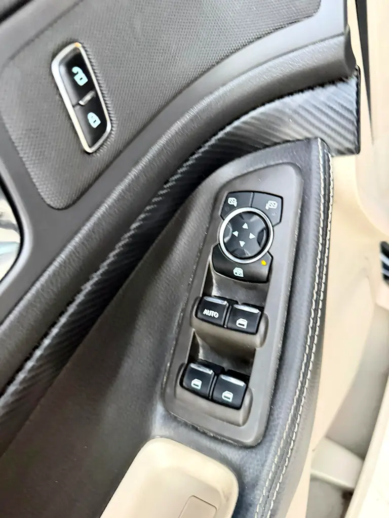 Ford Explorer XL 2014 GCC Specs - Well Maintained SUV - Image 9