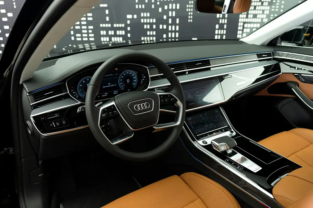 AUDI | A8L QUATTRO 55 | 2026 | GCC SPECS DEALER WARRANTY + SERVICE CONTRACT - Image 10