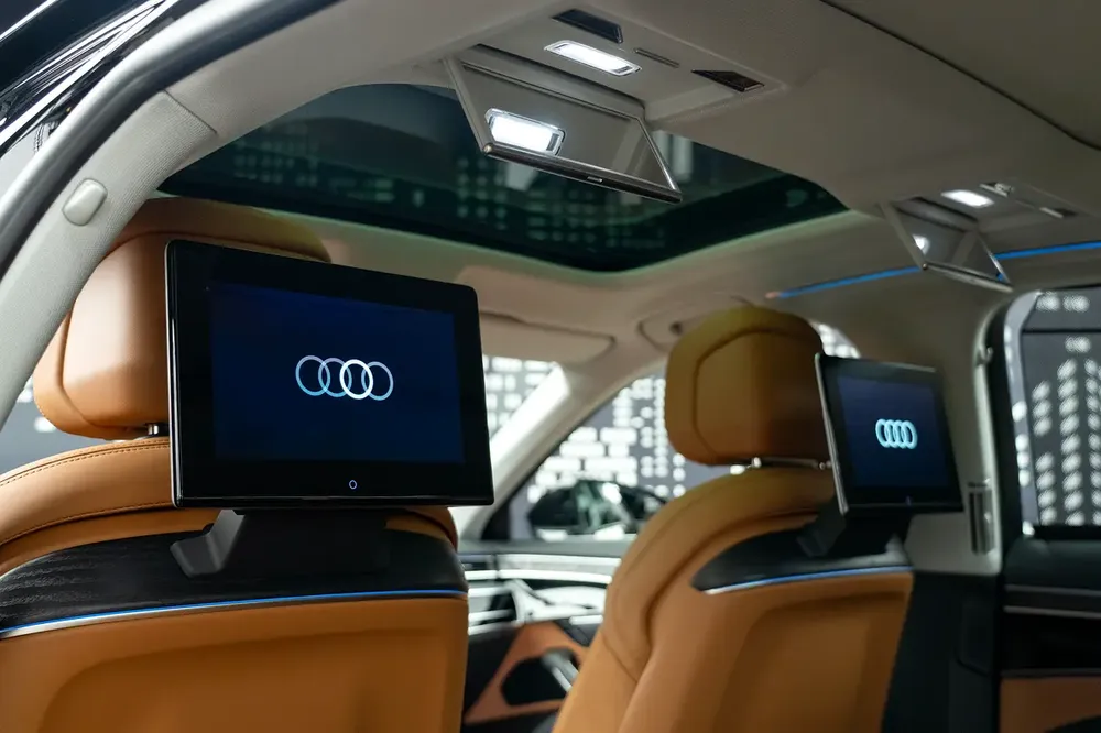 AUDI | A8L QUATTRO 55 | 2026 | GCC SPECS DEALER WARRANTY + SERVICE CONTRACT - Image 13