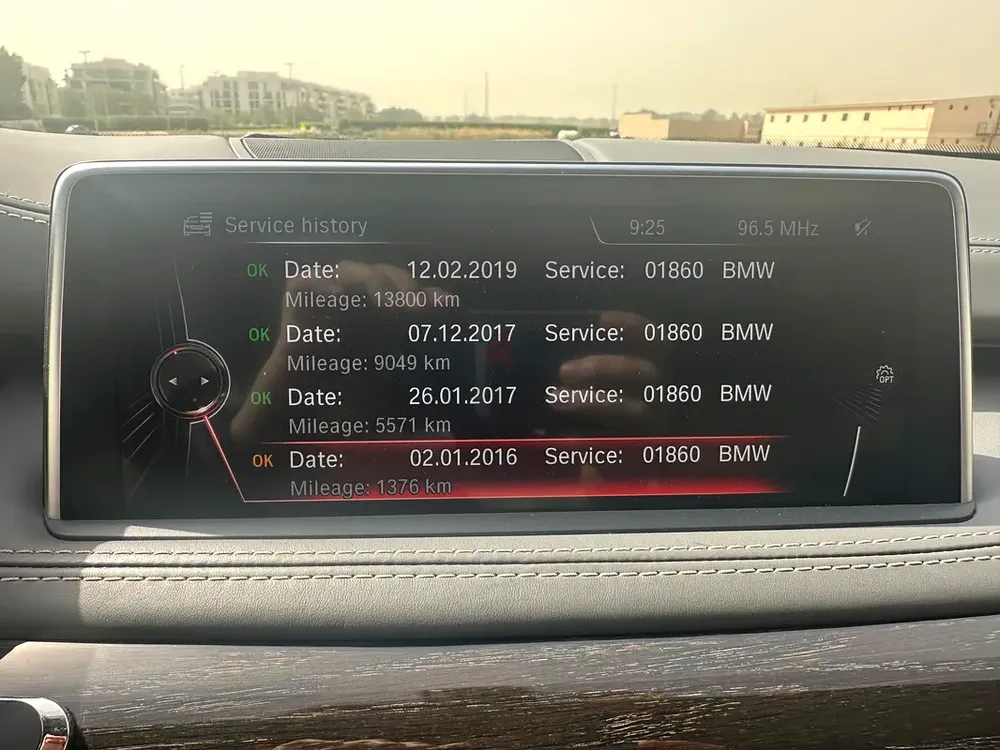 BMW X5 xDrive50i Luxury-Line 2015 GCC Specs - Image 15