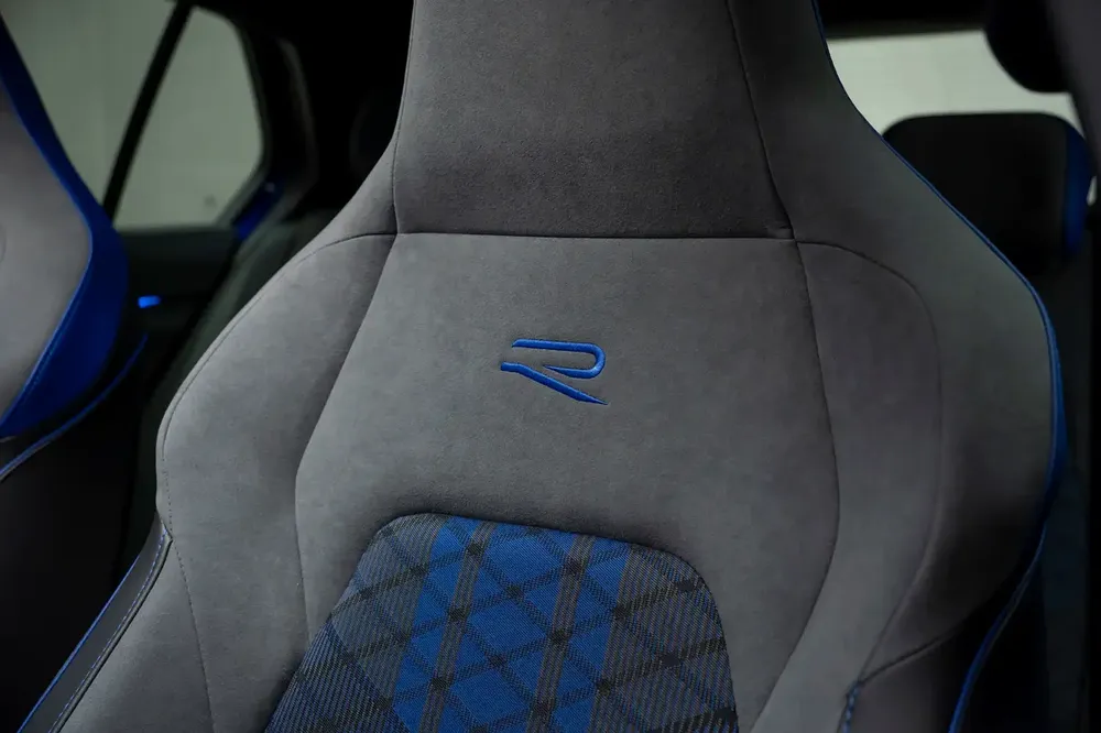 2026 Volkswagen Golf R - GCC Specs - only 500km - Image 18