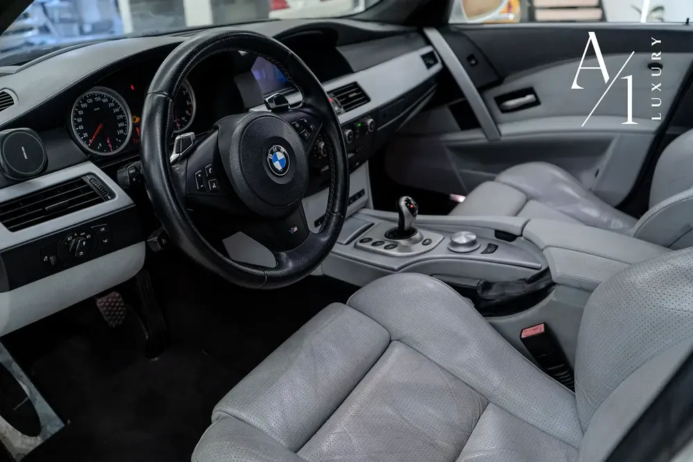 2007 BMW M5, Full BMW Service History, Full Options, Excellent Condition, GCC Spec - Image 7