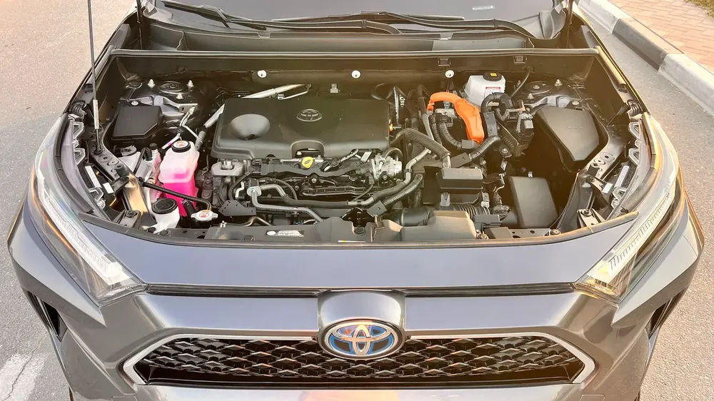 2022 Toyota RAV4 XLE Premium Hybrid - Image 17
