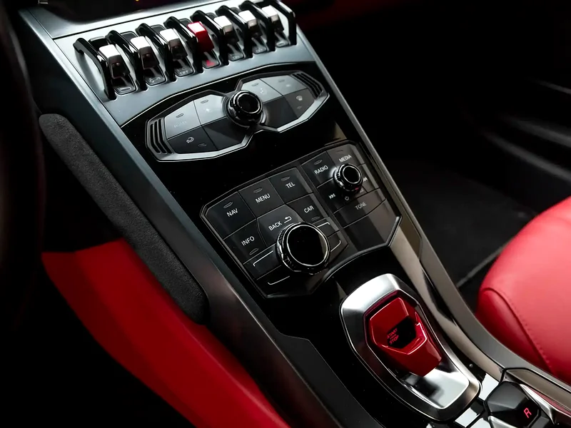 2015 | Lamborghini | Huracan LP 610-4 | GCC Spec - Image 14