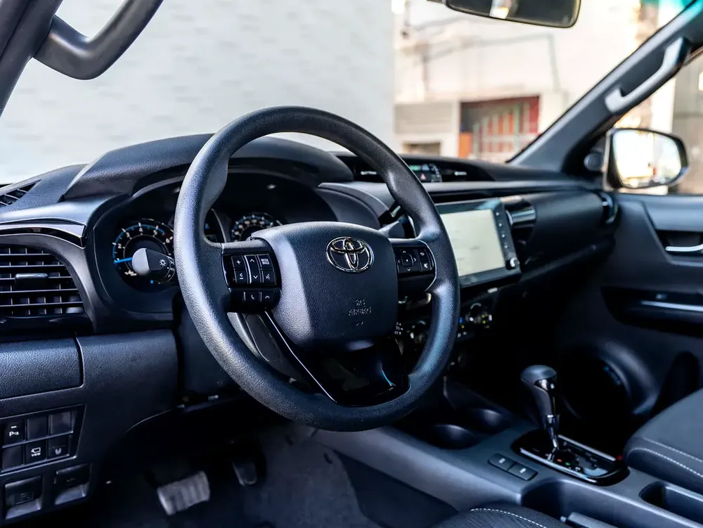 0% DOWN PAYMENT! | IMMEDIATE DELIVERY | HILUX ADVENTURE | BRAND NEW CONDITION | WARRANTY - Image 10
