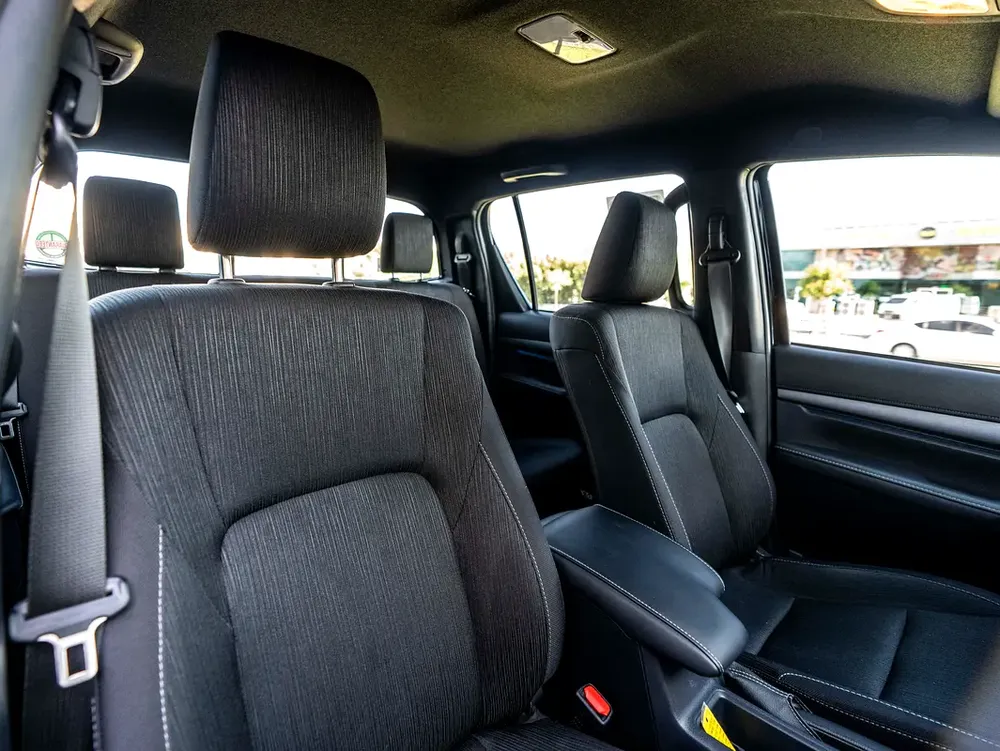 0% DOWN PAYMENT! | IMMEDIATE DELIVERY | HILUX ADVENTURE | BRAND NEW CONDITION | WARRANTY - Image 12