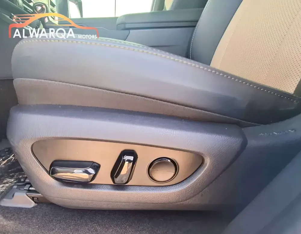 Lexus GX 550 Overtrail Plus 2025 - Image 18