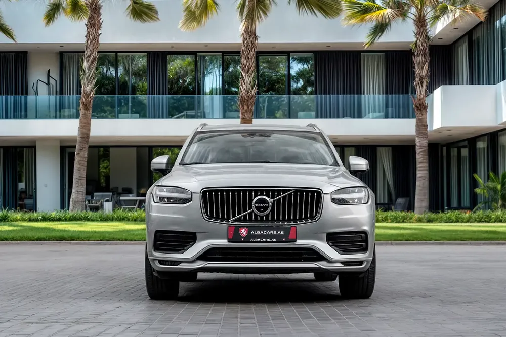2,742 P.M | XC90 B5 Momentum | 0% Downpayment | IMMACULATE! - Image 4