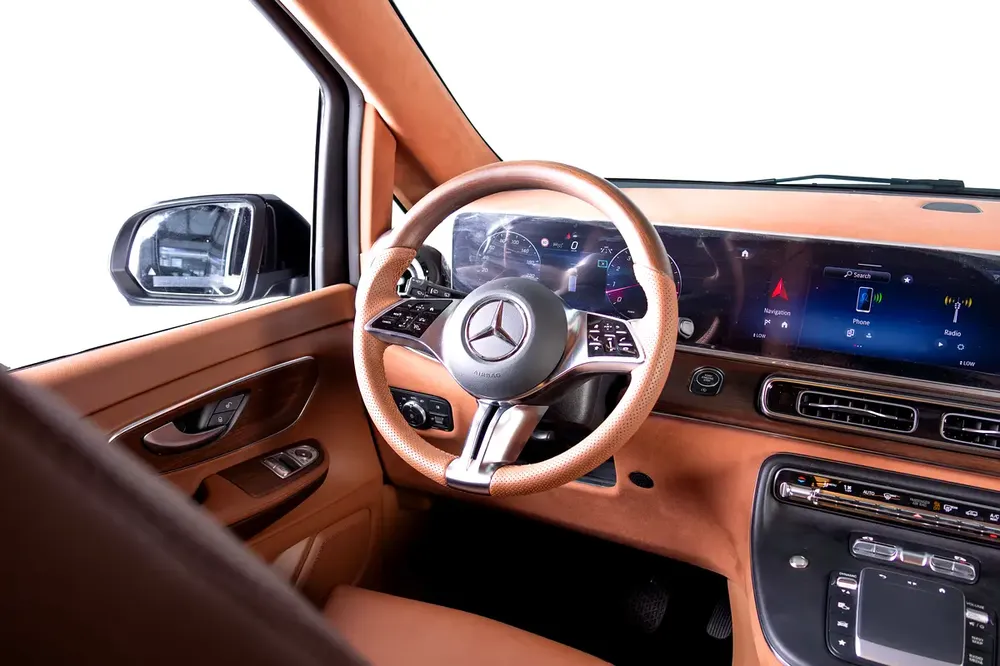 Brand New Mercedes Benz V300-GCC-VIP Upgrades-Exclusive Transportation-Warranty till 2027 - Image 13