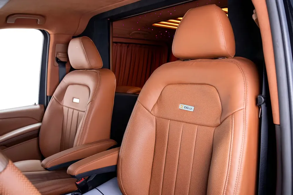 Brand New Mercedes Benz V300-GCC-VIP Upgrades-Exclusive Transportation-Warranty till 2027 - Image 14