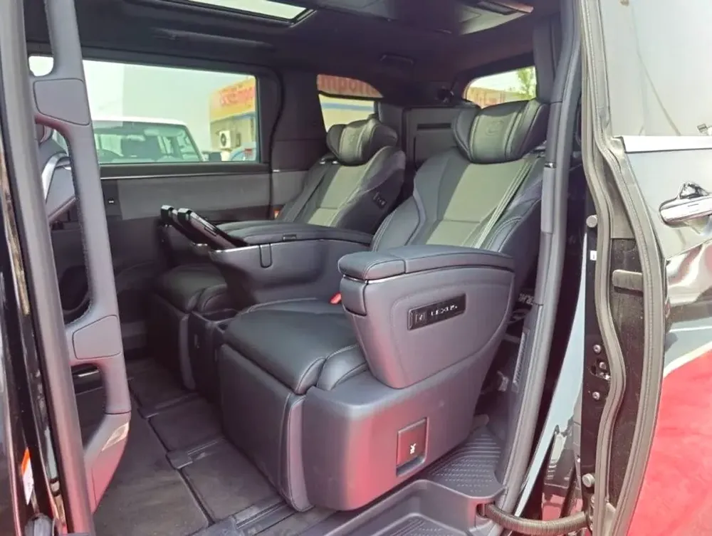 Lexus LM 350h Sports Luxury 2025 - Brand New - Japanese Specs - Image 10