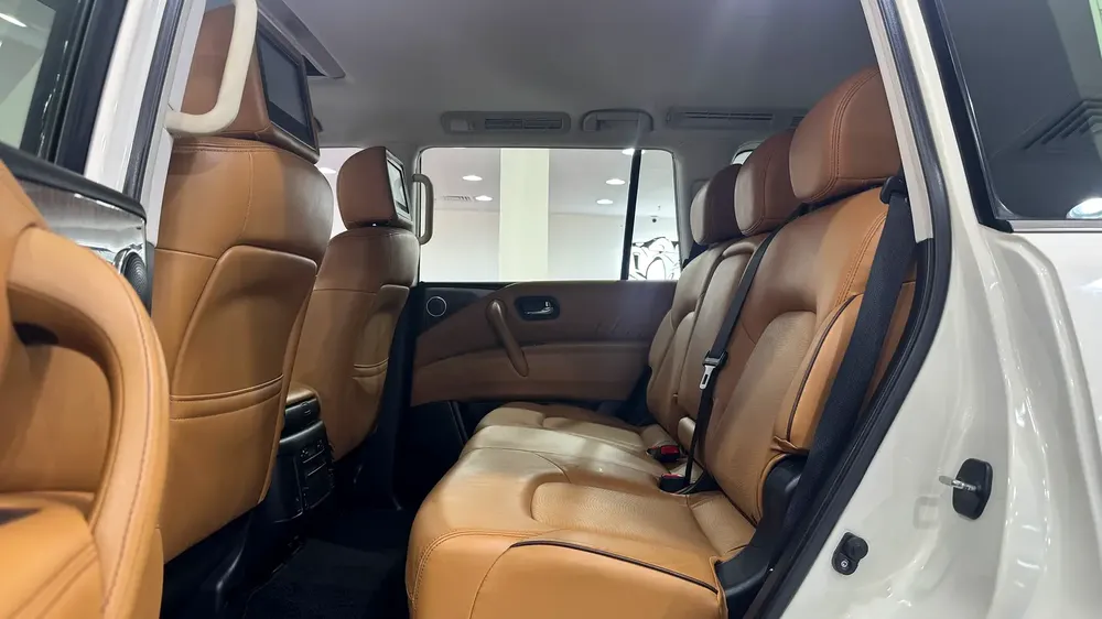 Nissan Patrol LE Platinum - 1 Year Warranty Included - Image 8