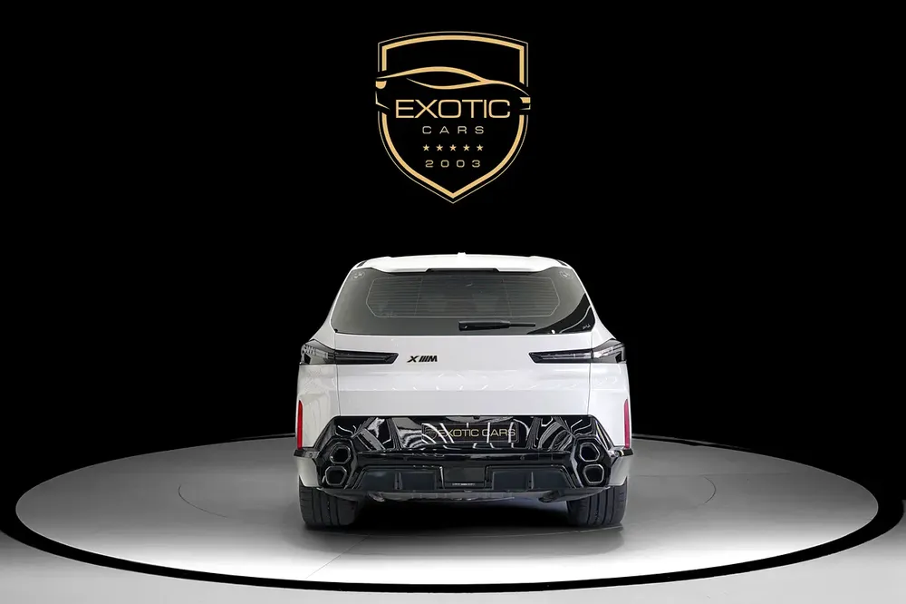 XM HYBRID V8 | INTERIOR CARBON | WARRANTY SEPT 2026 + SERVICE AUG 2029 - Image 5