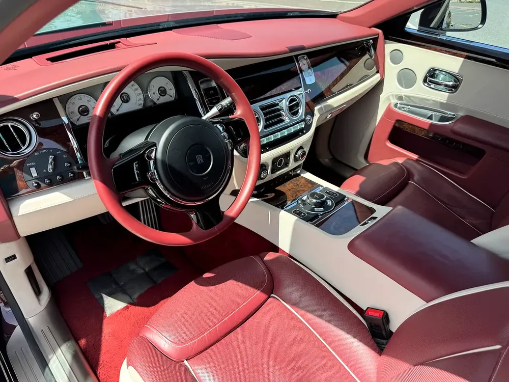 ROLLS ROYCE GHOST*GCC*STARLIGHT*SCREENS*SINGLE OWNER* - Image 10