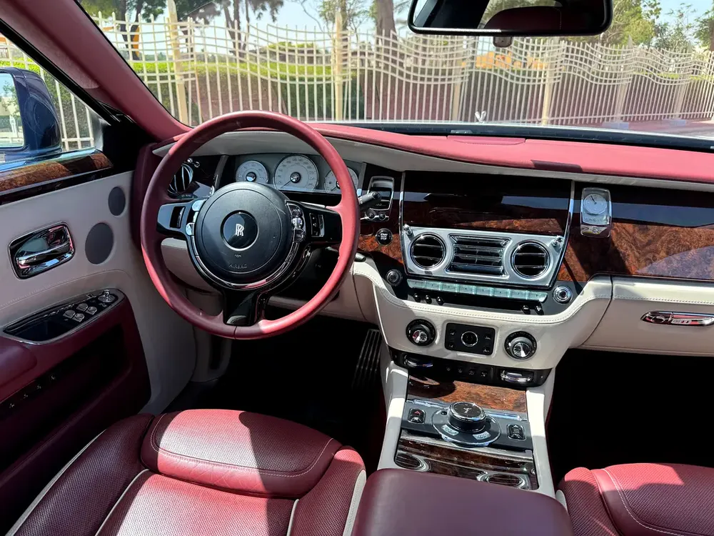 ROLLS ROYCE GHOST*GCC*STARLIGHT*SCREENS*SINGLE OWNER* - Image 13