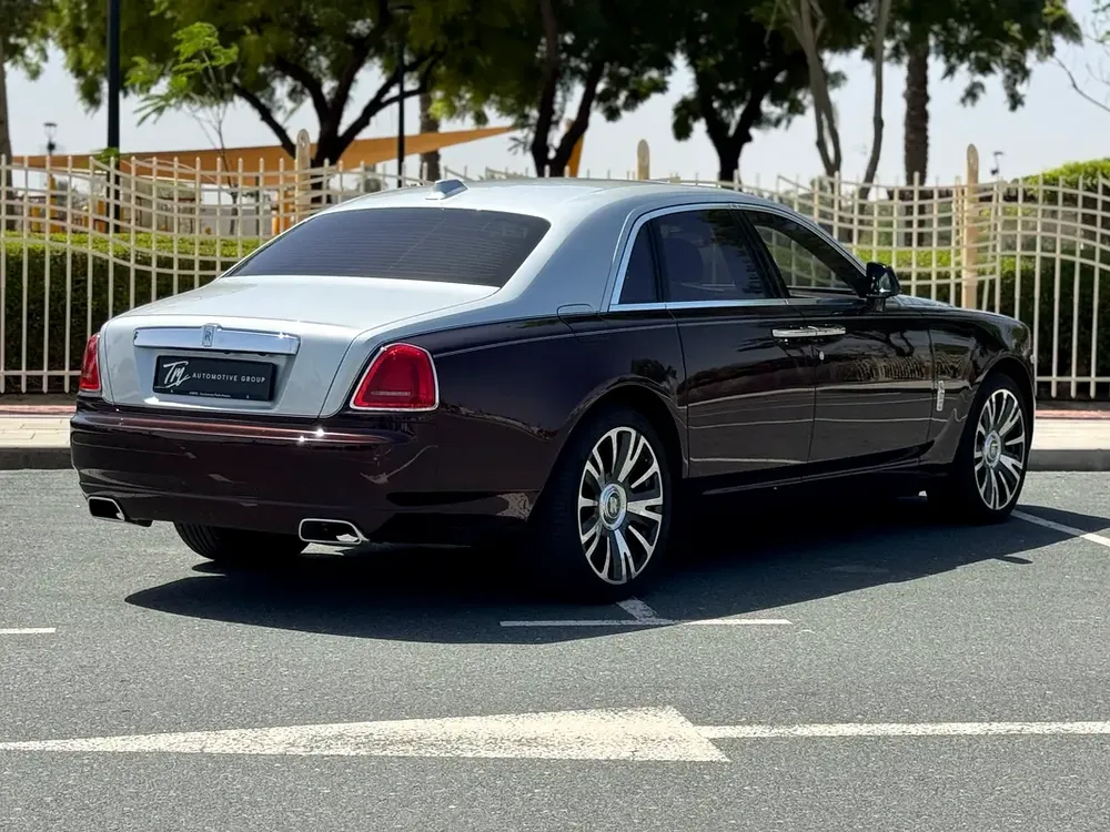 ROLLS ROYCE GHOST*GCC*STARLIGHT*SCREENS*SINGLE OWNER* - Image 8