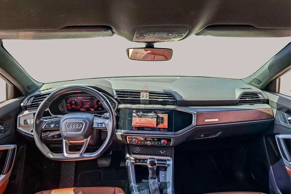 AED 1748/month | 2022 Audi Q3 40 TFSI | GCC Specs | Ref#442000 - Image 9
