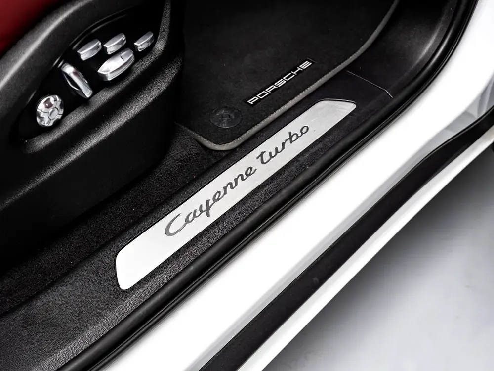 2019 Porsche Cayenne Turbo, June 2026 Porsche Warranty, Full Service History, Low KMs, GCC - Image 18