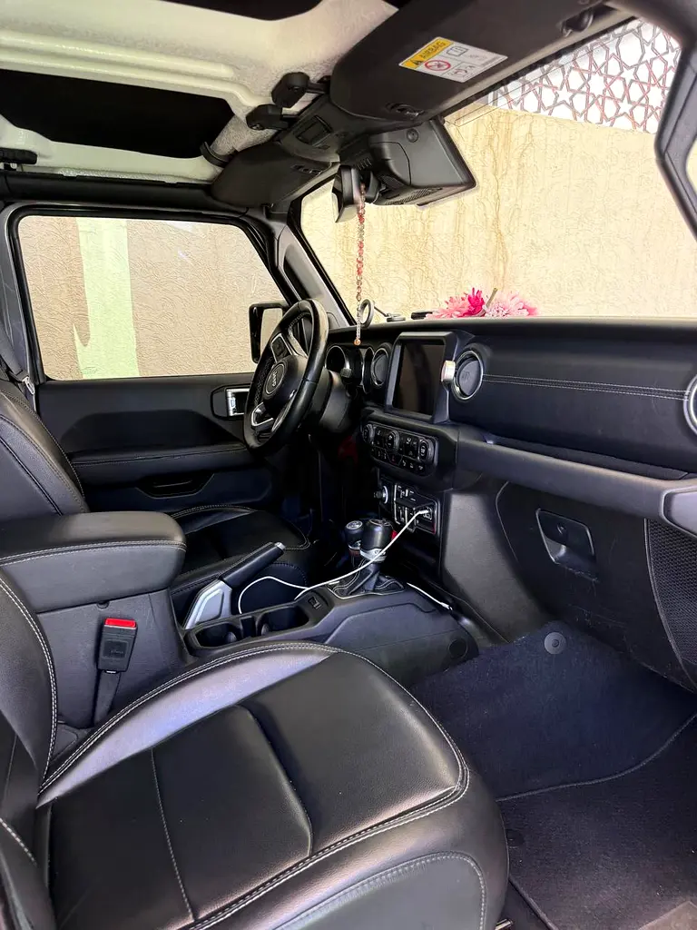 Jeep Wrangler 80th Anniversary Edition (Limited) 2021 | GCC Specs | Excellent Condition - Image 9