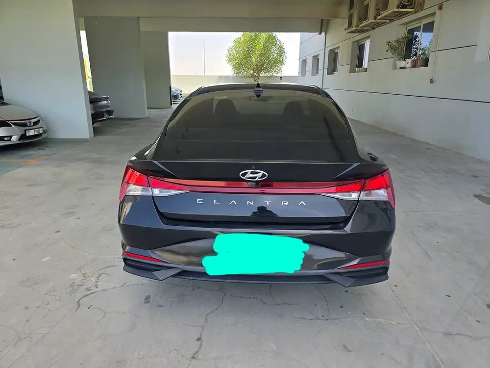 2023 Hyundai Elantra SEL - American Specs -radar line spot push door push start - Image 18