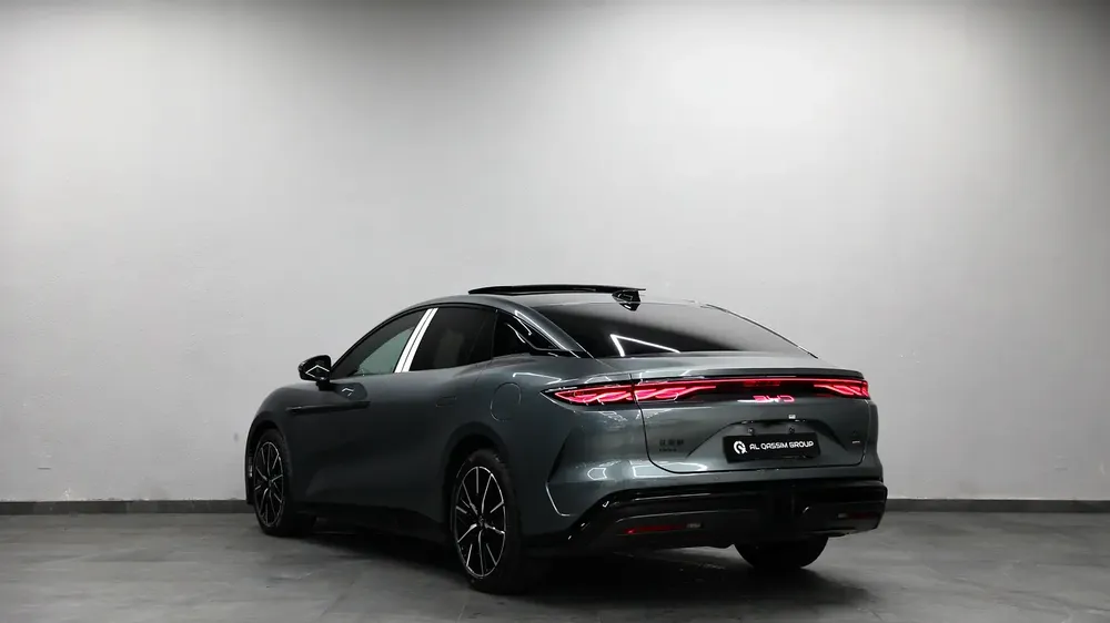 BYD HAN L - Image 4