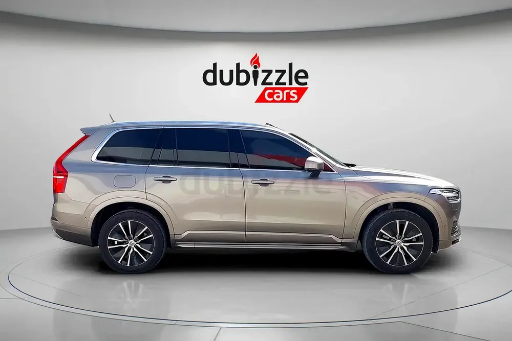 AED 2097/month | 2022 Volvo XC90 B5 Momentum | GCC Specs | Ref#447401 - Image 4