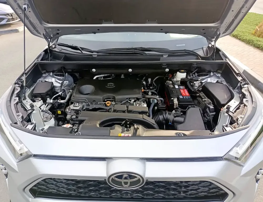 2023 Toyota RAV4 XLE Premium Perfect Condition - Image 19