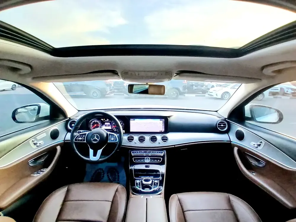Mercedes Benz E200 Gcc - Image 8