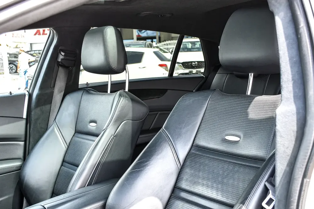 2013 - BENZ CLS63 AMG SHOOTING BRAKE - BRAND NEW CONDITION - ONLY 82,000 KM - Image 18