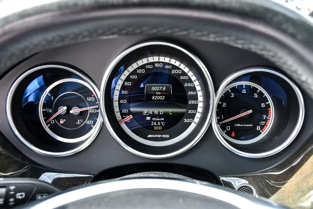 2013 - BENZ CLS63 AMG SHOOTING BRAKE - BRAND NEW CONDITION - ONLY 82,000 KM - Image 9