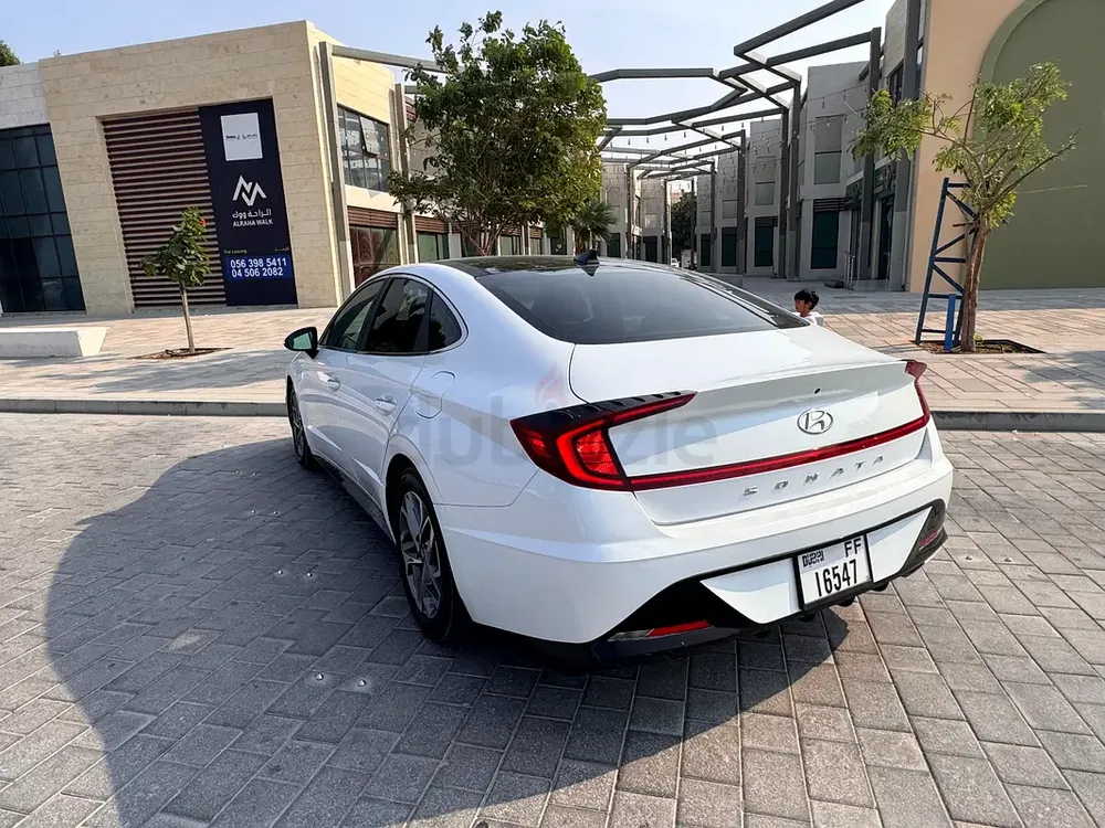 2021 Hyundai Sonata 2021 – Elegant, Powerful  Fully Loaded - Image 4