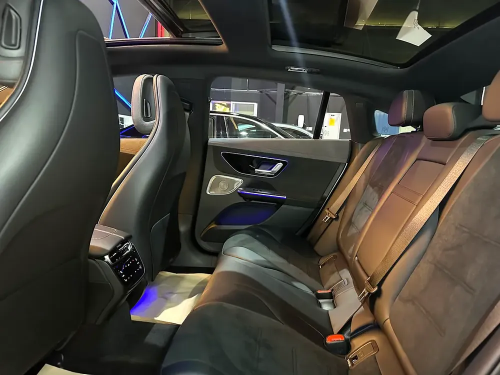 2024 Mercedes-Benz EQE 350+ GCC Specs - Image 10