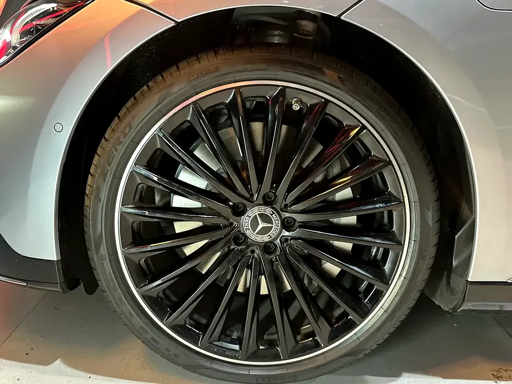 2024 Mercedes-Benz EQE 350+ GCC Specs - Image 16
