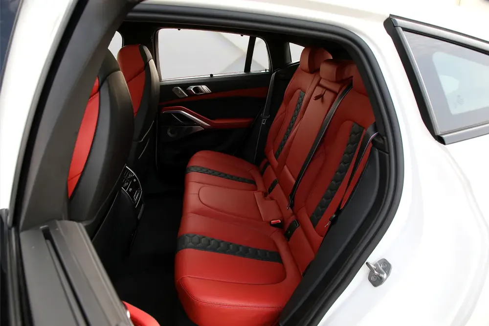 BMW X6 M COMPETITION - 2023 - CARBON EDITION - FULLY LOADED - Image 14