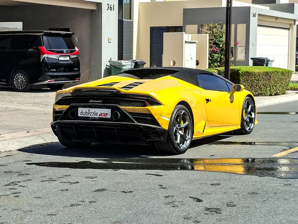 AED 15346/month | 2023 Lamborghini Huracan EVO Spyder | GCC Specs | Ref#467281 - Image 6