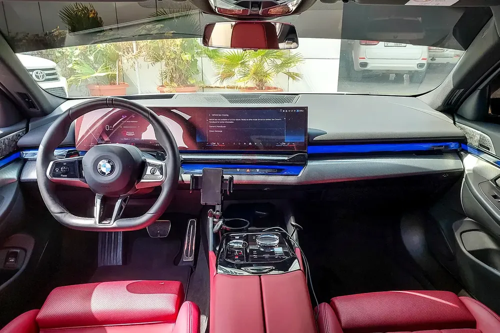 AED 4027/month | 2025 BMW 5-Series 530i M-Kit | GCC Specs | Ref#456884 - Image 9
