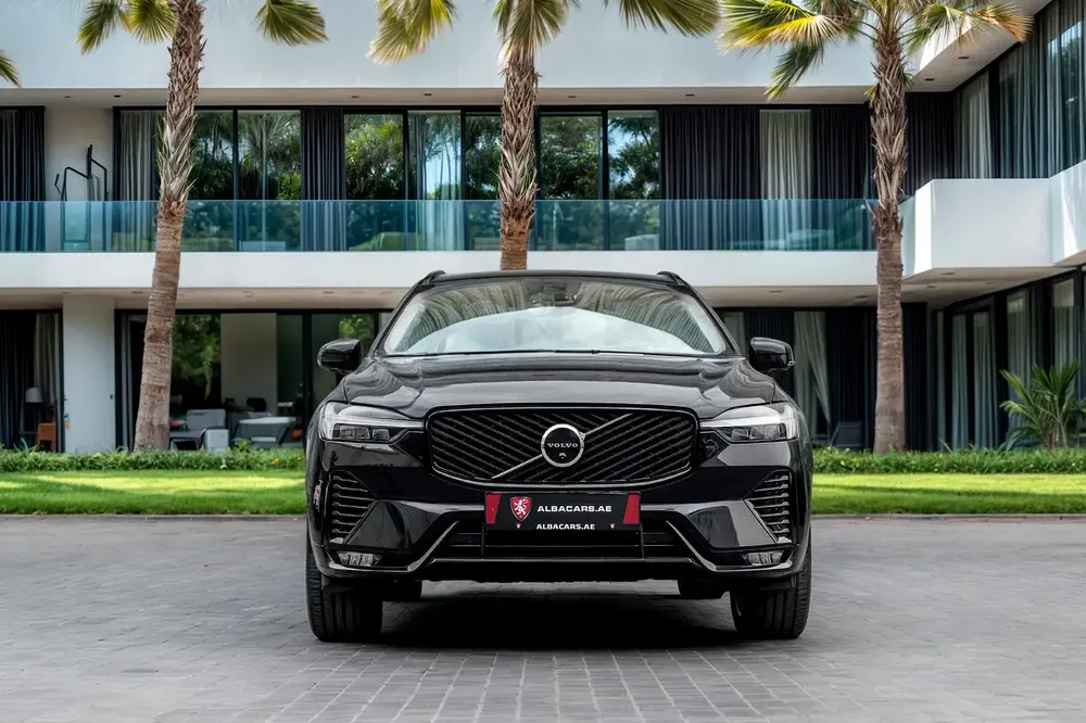 4,113 P.M |  XC60 Ultra Dark | 0% Downpayment | 5 Year Volvo Warranty + Service! - Image 4