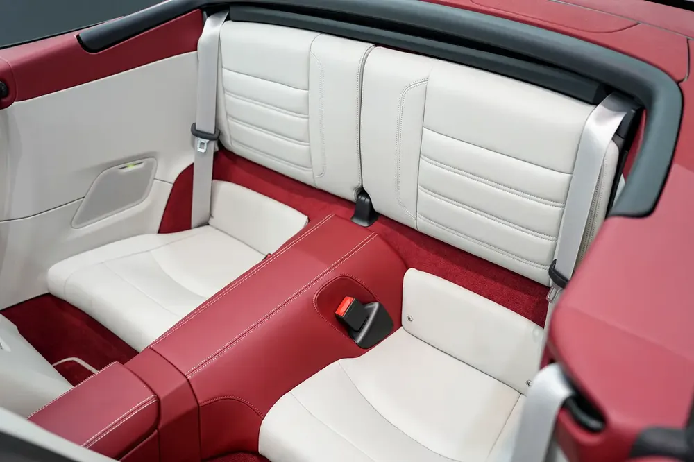 2021 Porsche 911 Turbo S Cabriolet, Exclusive Manufaktur Interior, Ceramic Brakes, Dealer Warranty!! - Image 12