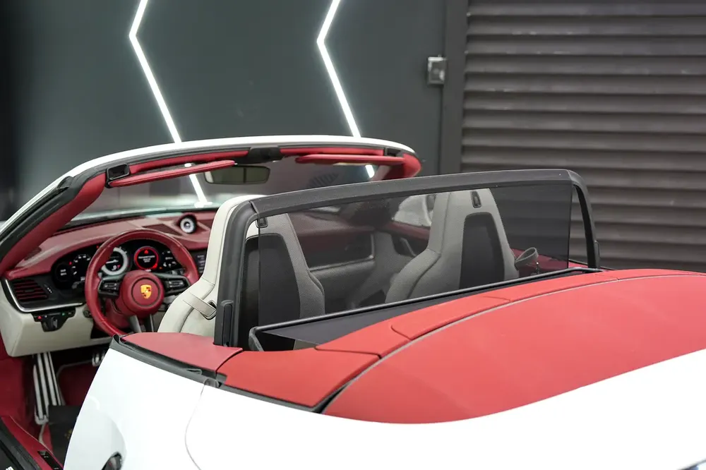 2021 Porsche 911 Turbo S Cabriolet, Exclusive Manufaktur Interior, Ceramic Brakes, Dealer Warranty!! - Image 15